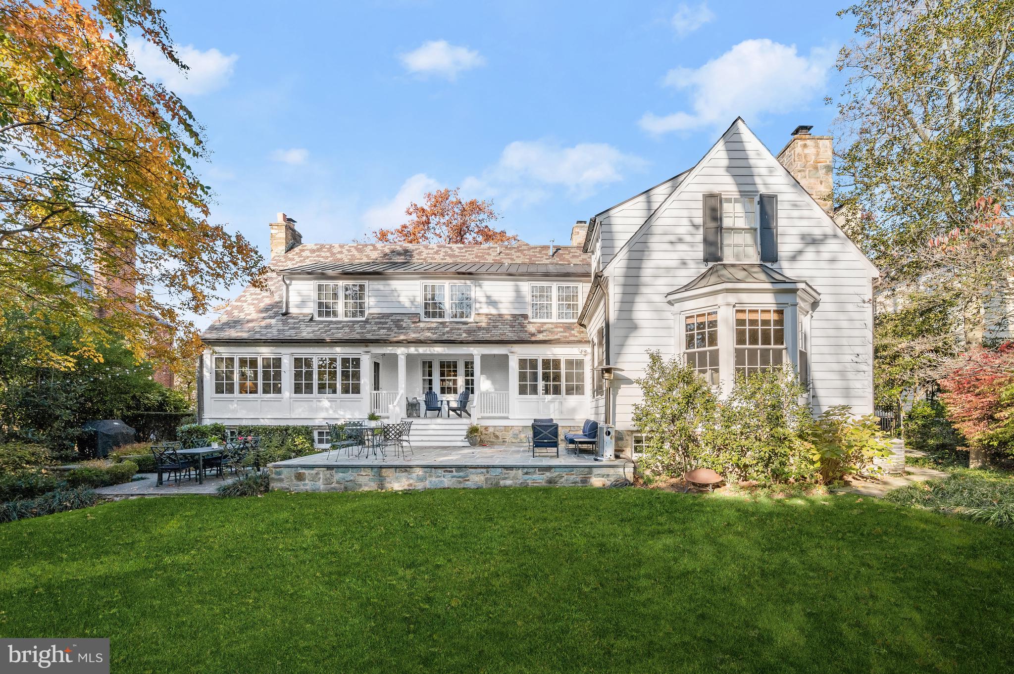 SPRING VALLEY - Residential