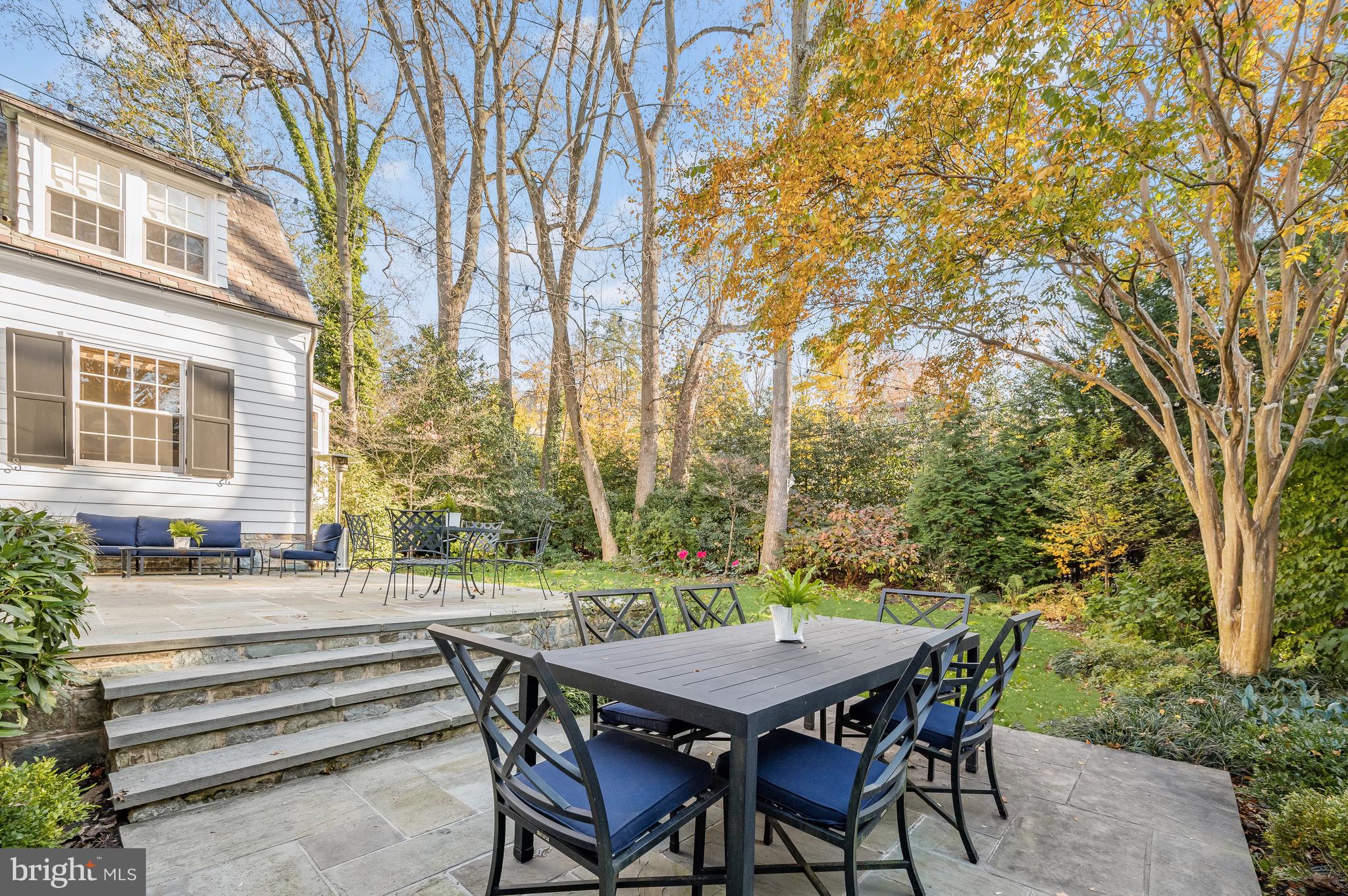SPRING VALLEY - Residential