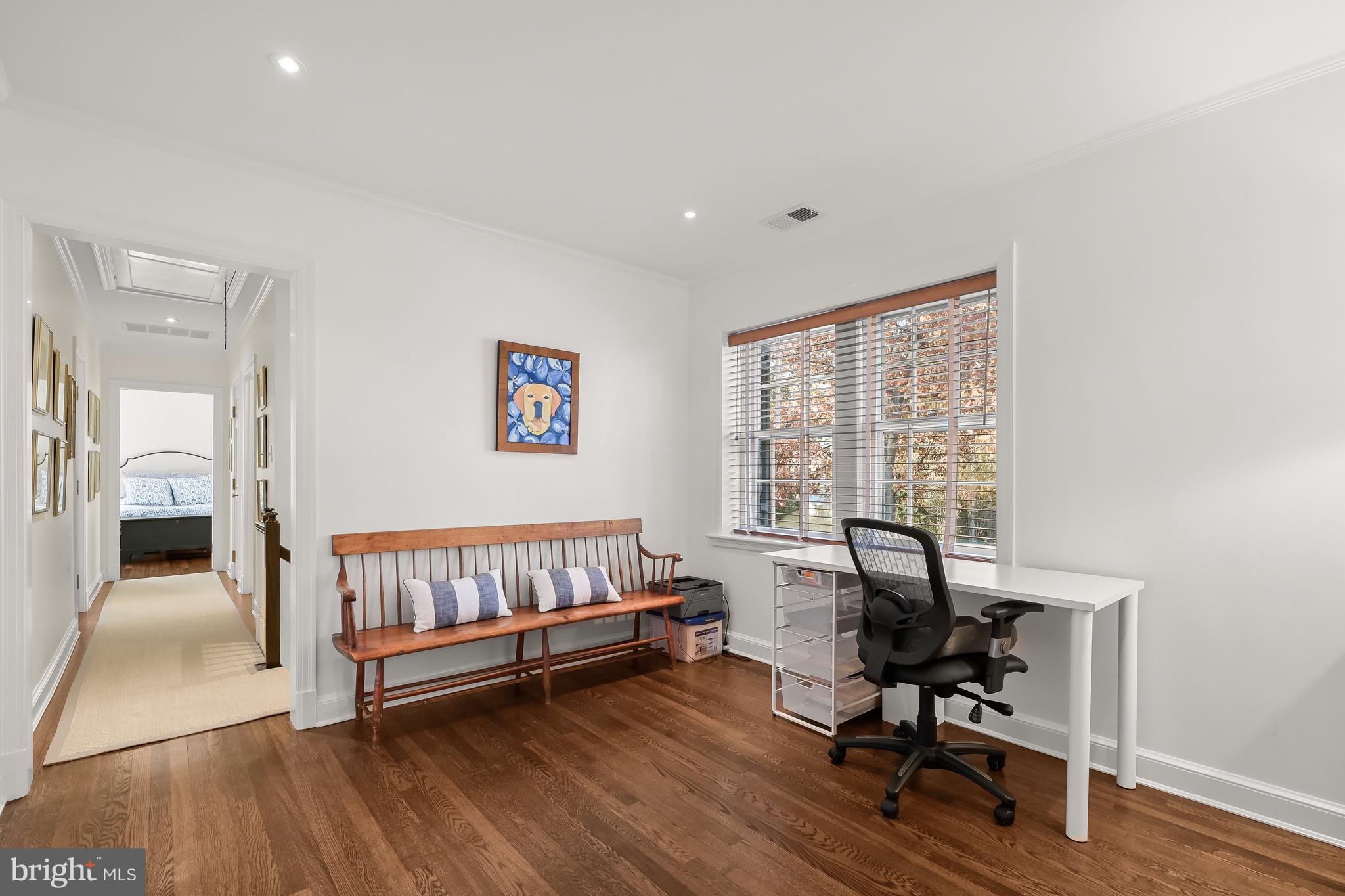SPRING VALLEY - Residential