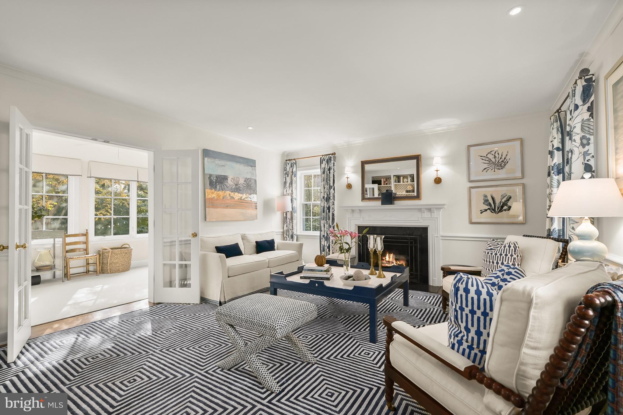 SPRING VALLEY - Residential