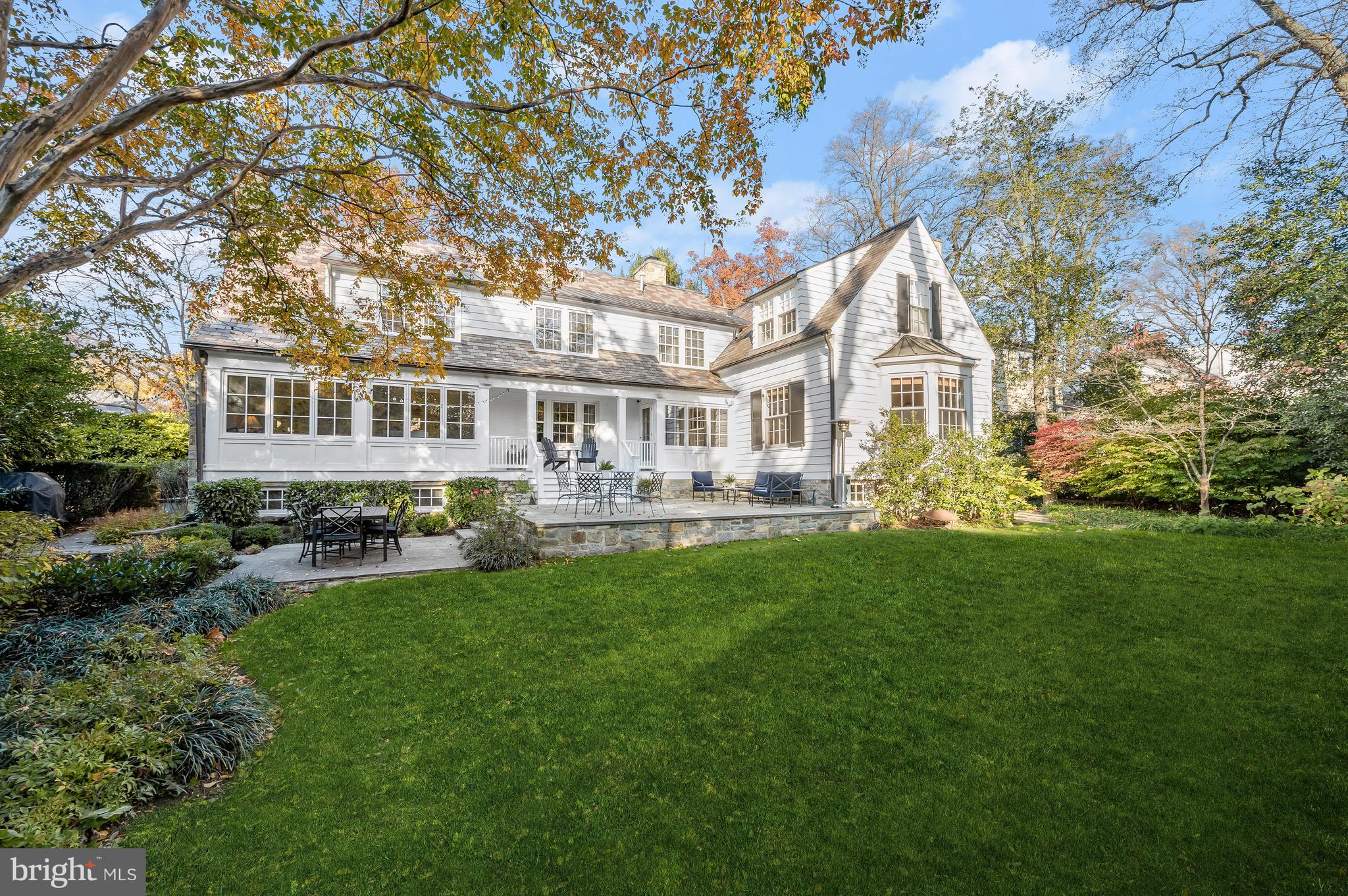 SPRING VALLEY - Residential