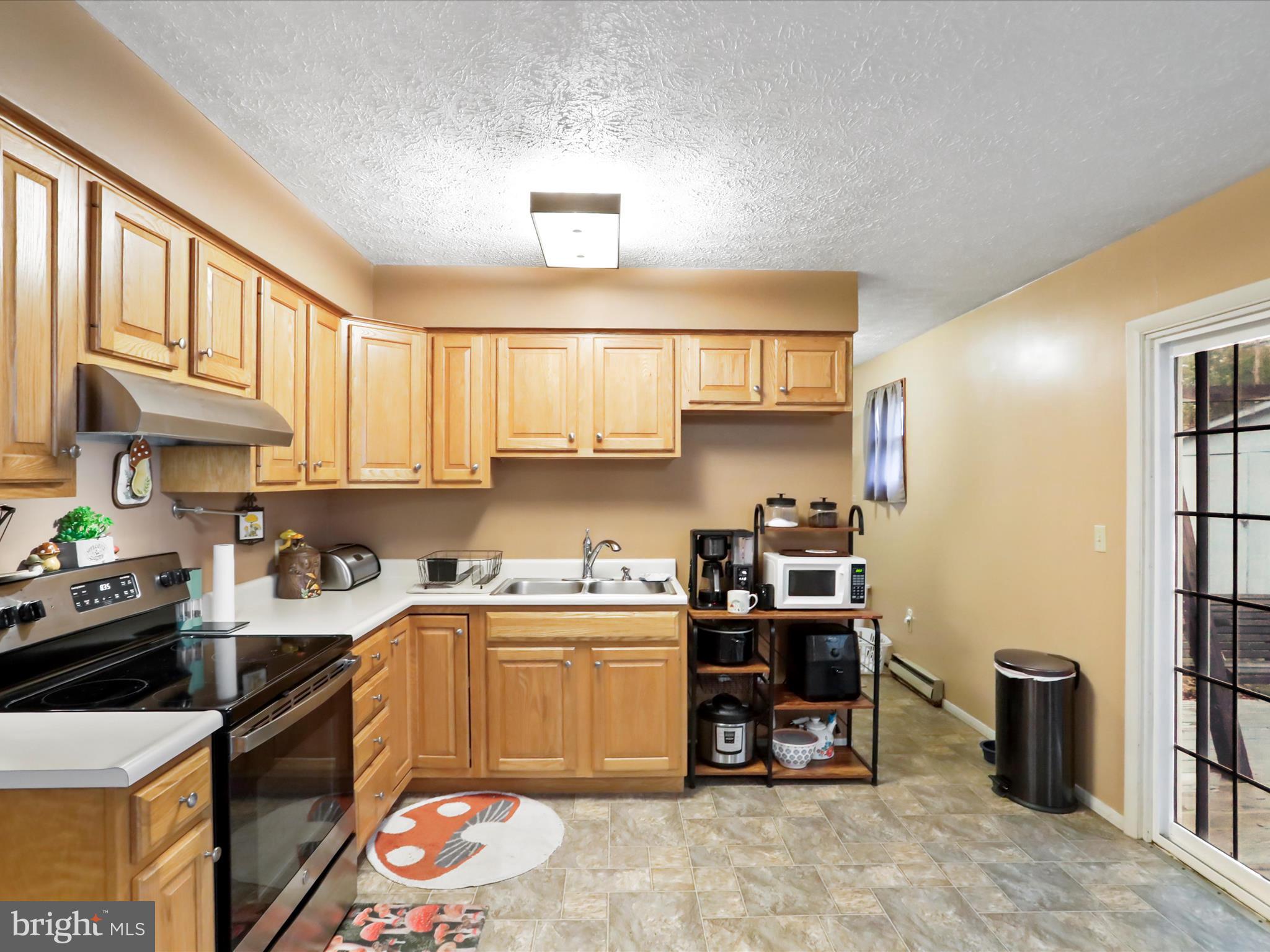 AIRPORT ADDITION - Residential