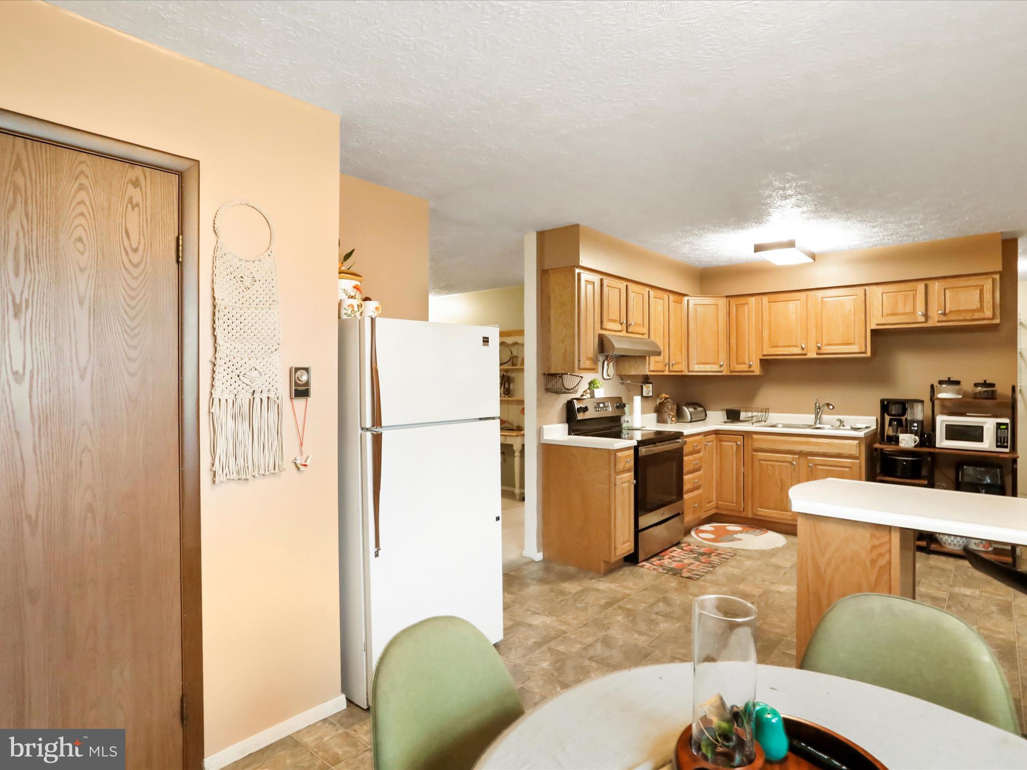 AIRPORT ADDITION - Residential