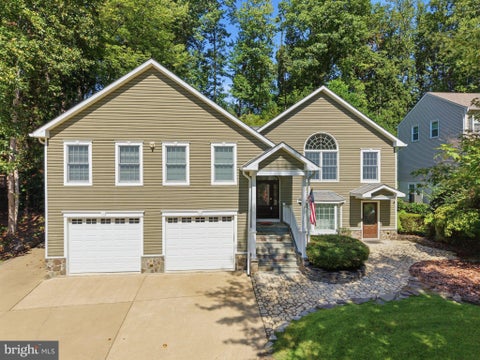 Photo of 2409 Harpoon Drive, STAFFORD, VA 22554 (MLS # VAST2048032)
