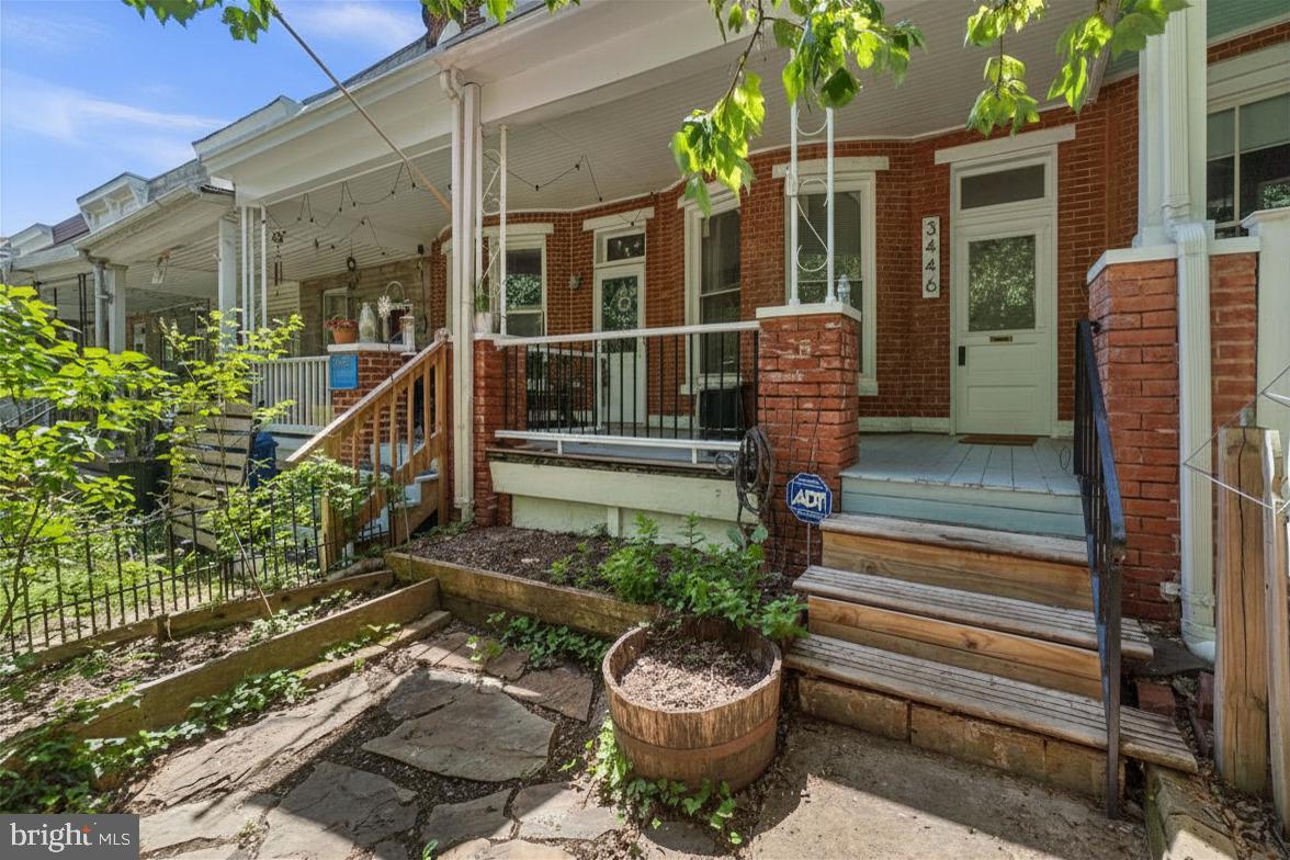 HAMPDEN HISTORIC DISTRICT - Residential