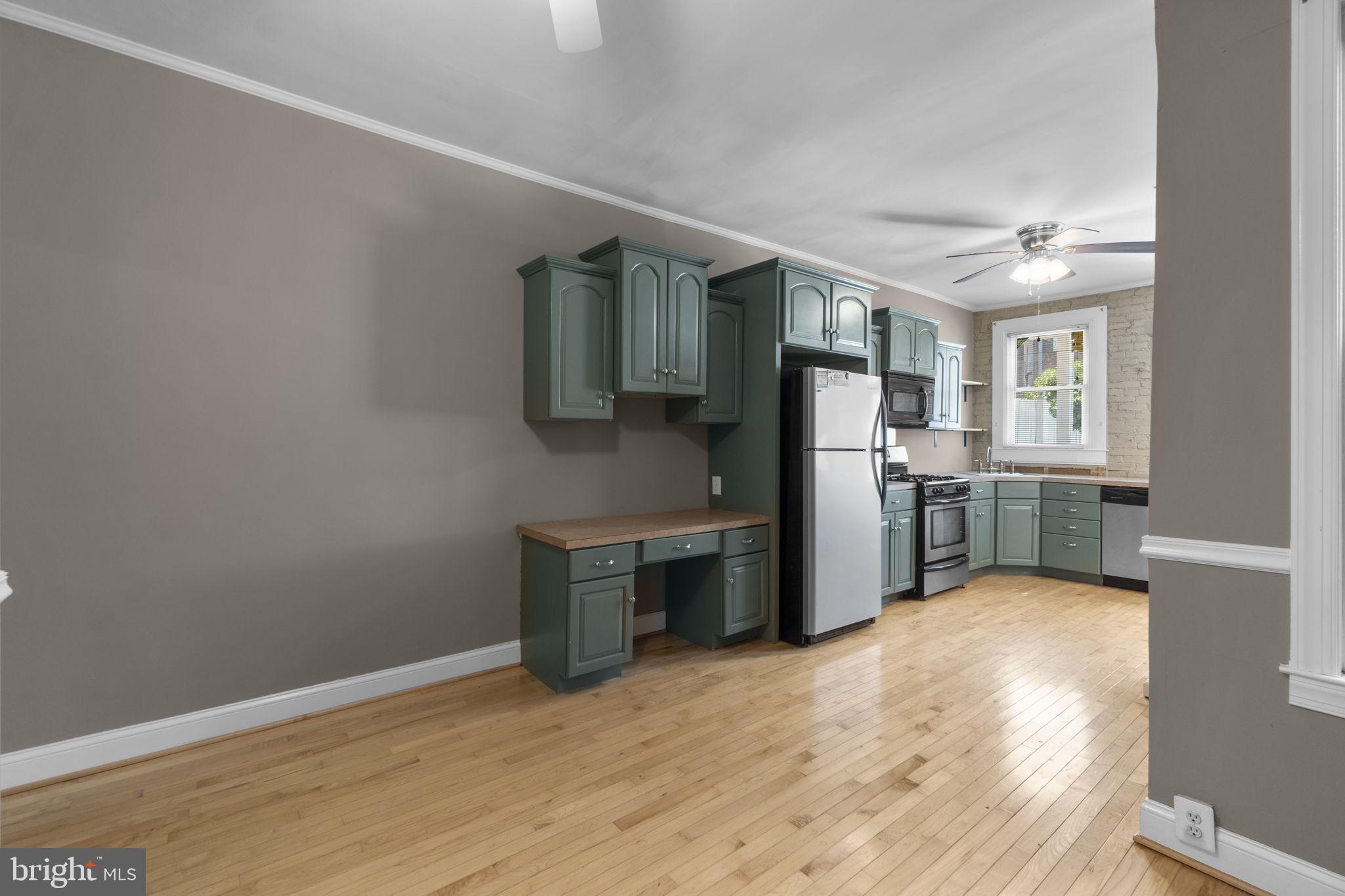 HAMPDEN HISTORIC DISTRICT - Residential