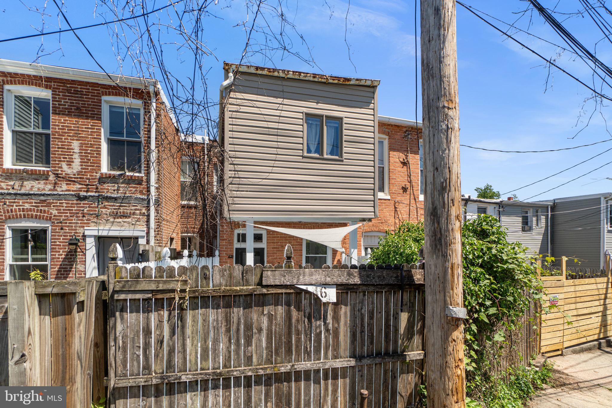 HAMPDEN HISTORIC DISTRICT - Residential