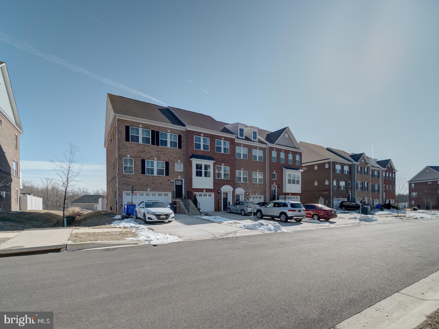 STONEHAVEN - Residential Lease