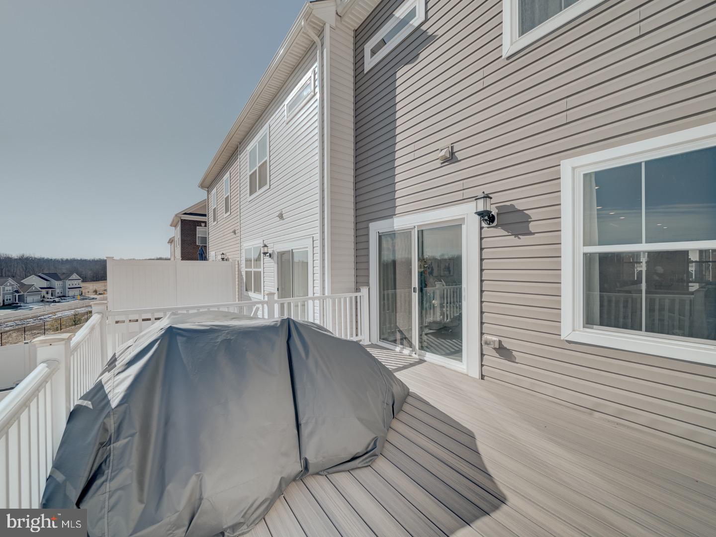 STONEHAVEN - Residential Lease