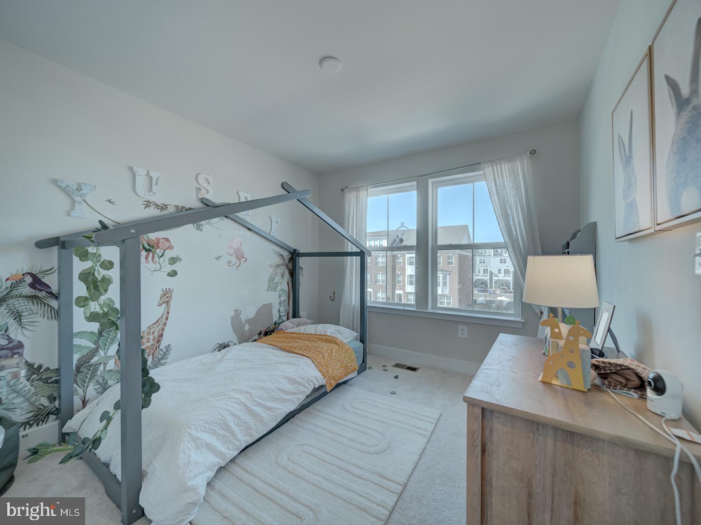 STONEHAVEN - Residential Lease