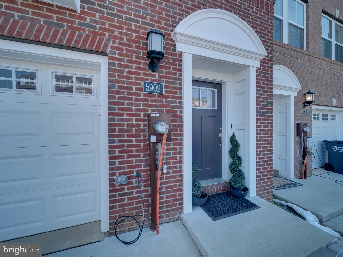 STONEHAVEN - Residential Lease