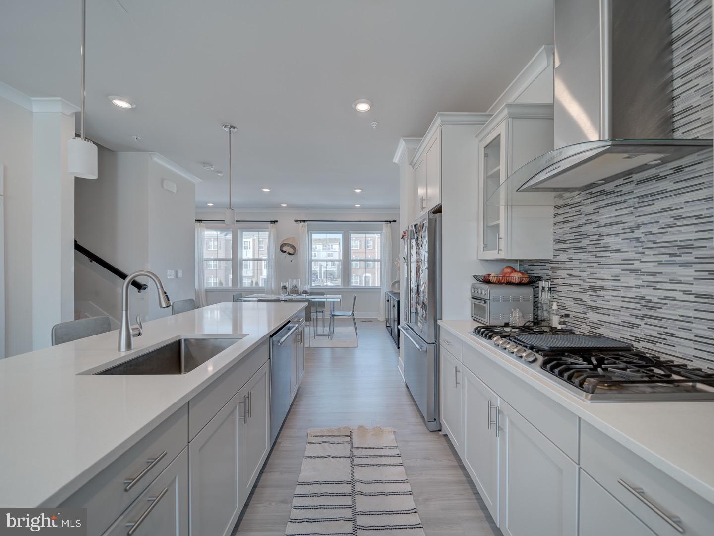 STONEHAVEN - Residential Lease