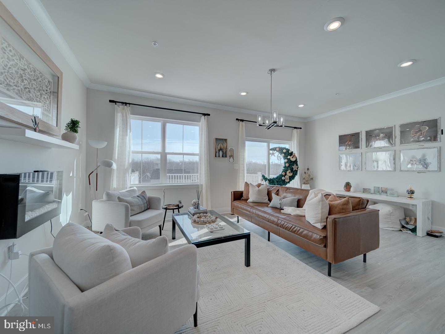 STONEHAVEN - Residential Lease