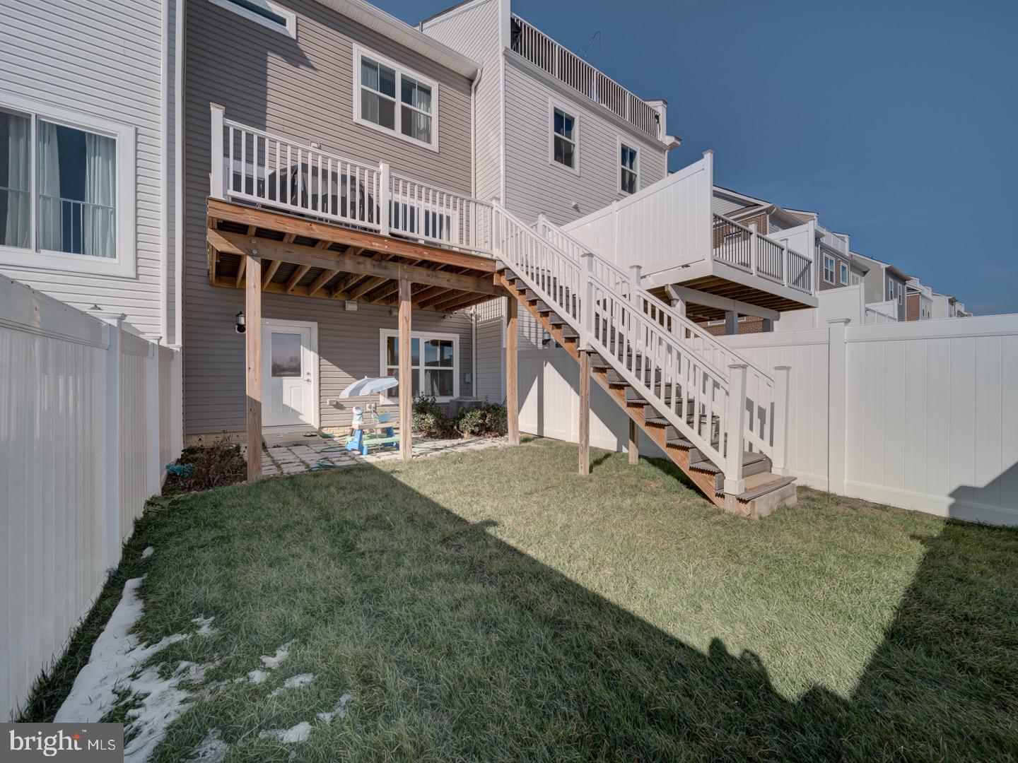 STONEHAVEN - Residential Lease