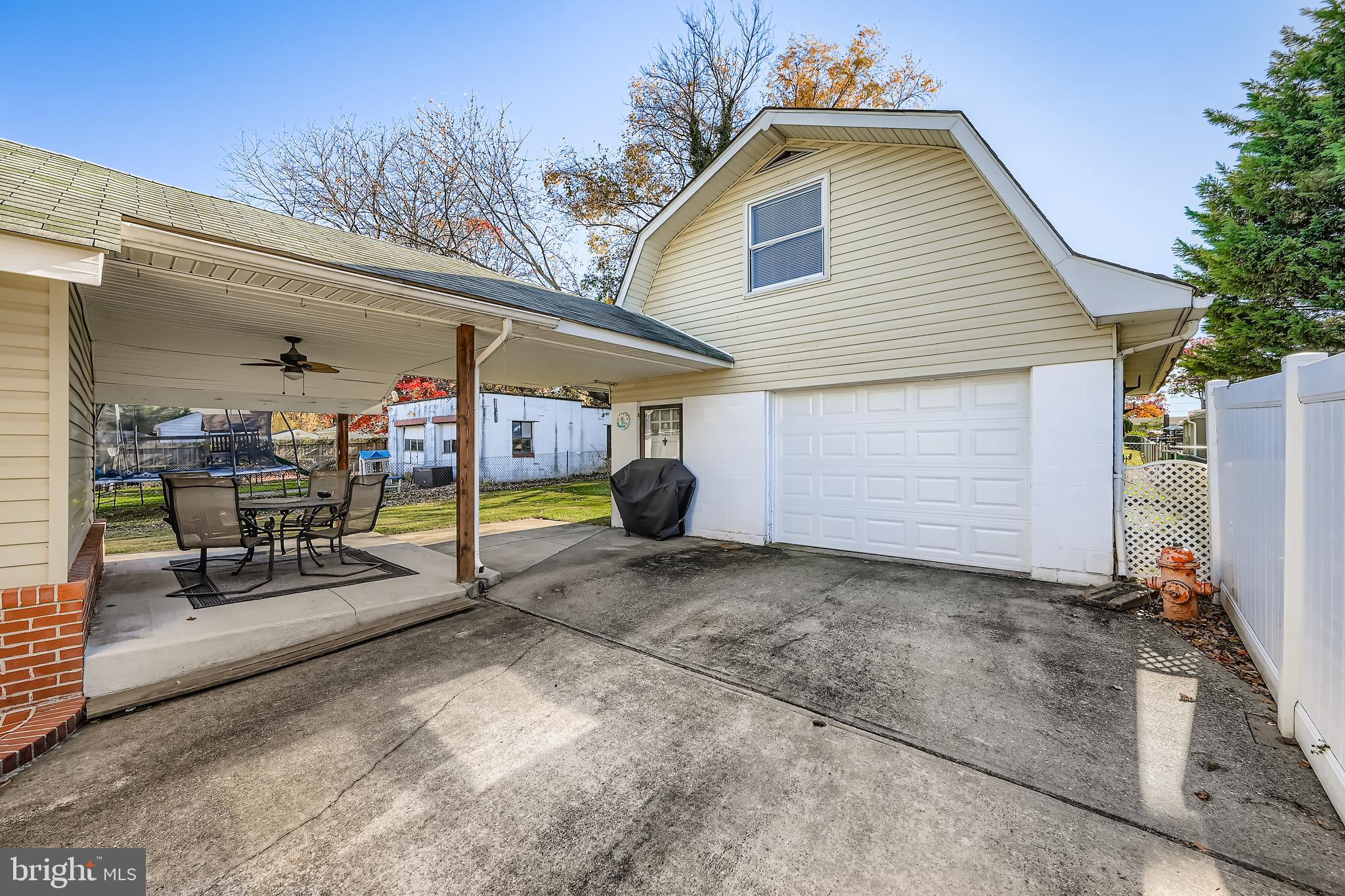 MONTROSE FARMS - Residential