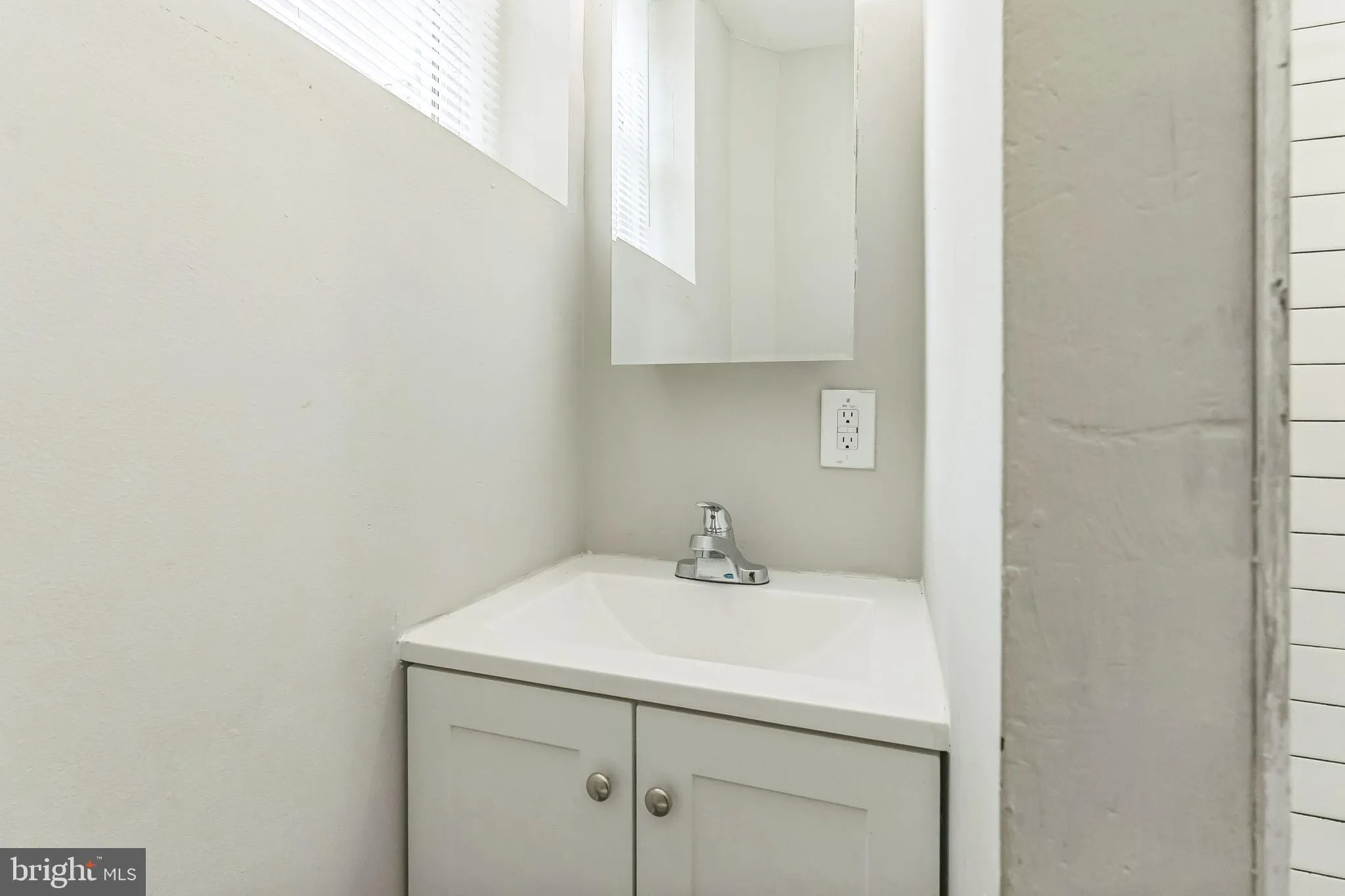 Philadelphia, Pennsylvania 19134, United States, 3 Bedrooms Bedrooms, ,1 BathroomBathrooms,Residential,Active,131167