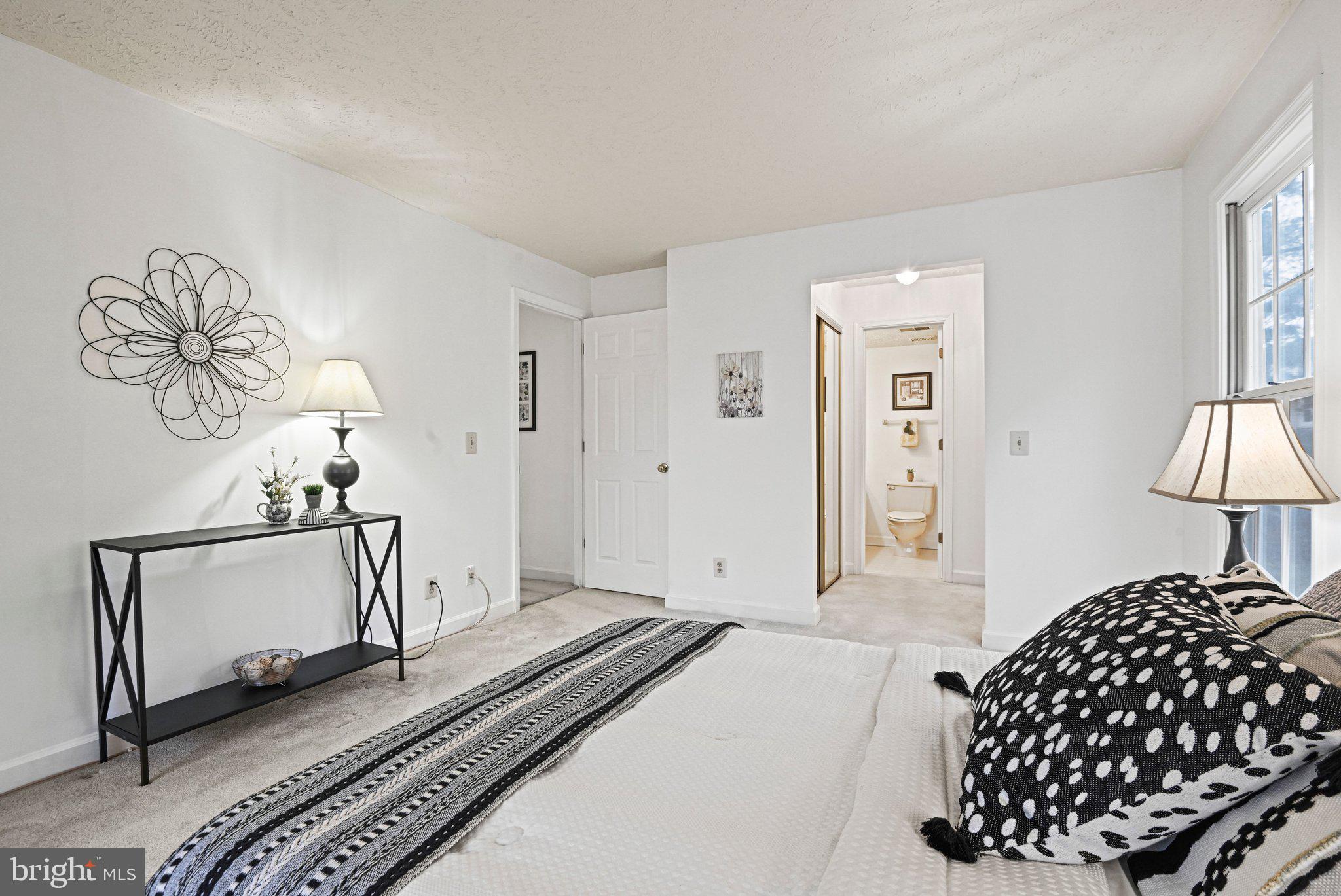 PENDERBROOK - Residential