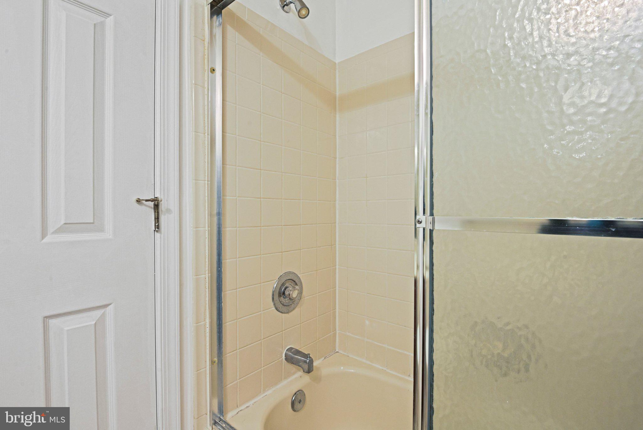 PENDERBROOK - Residential