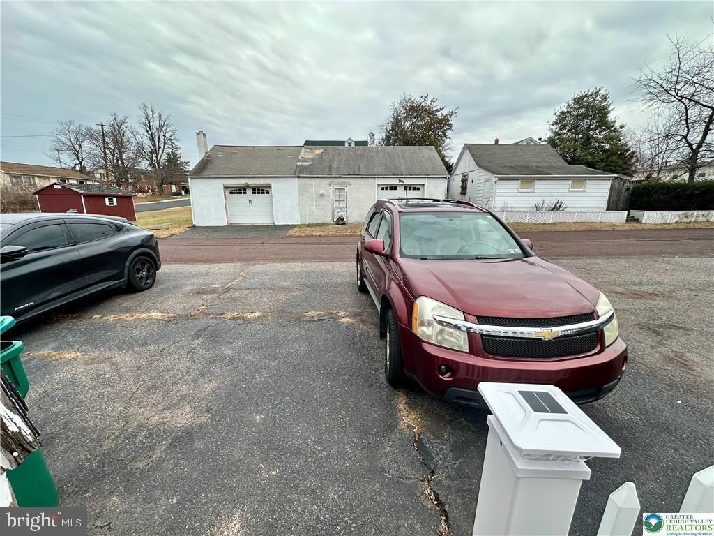 Photo of 782 Jefferson Street, RED HILL, PA 18076 (MLS # PAMC2166002)