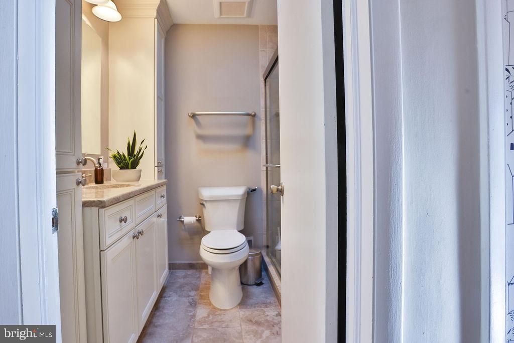 WAKEFIELD FOREST - Residential Lease