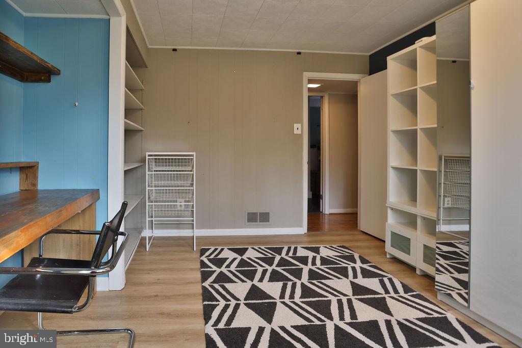 WAKEFIELD FOREST - Residential Lease