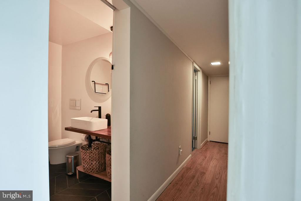 WAKEFIELD FOREST - Residential Lease