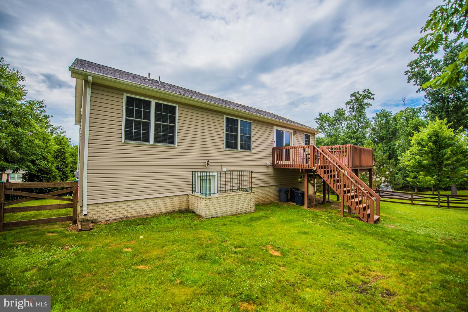 MIDDLE CREEK MANOR - Residential