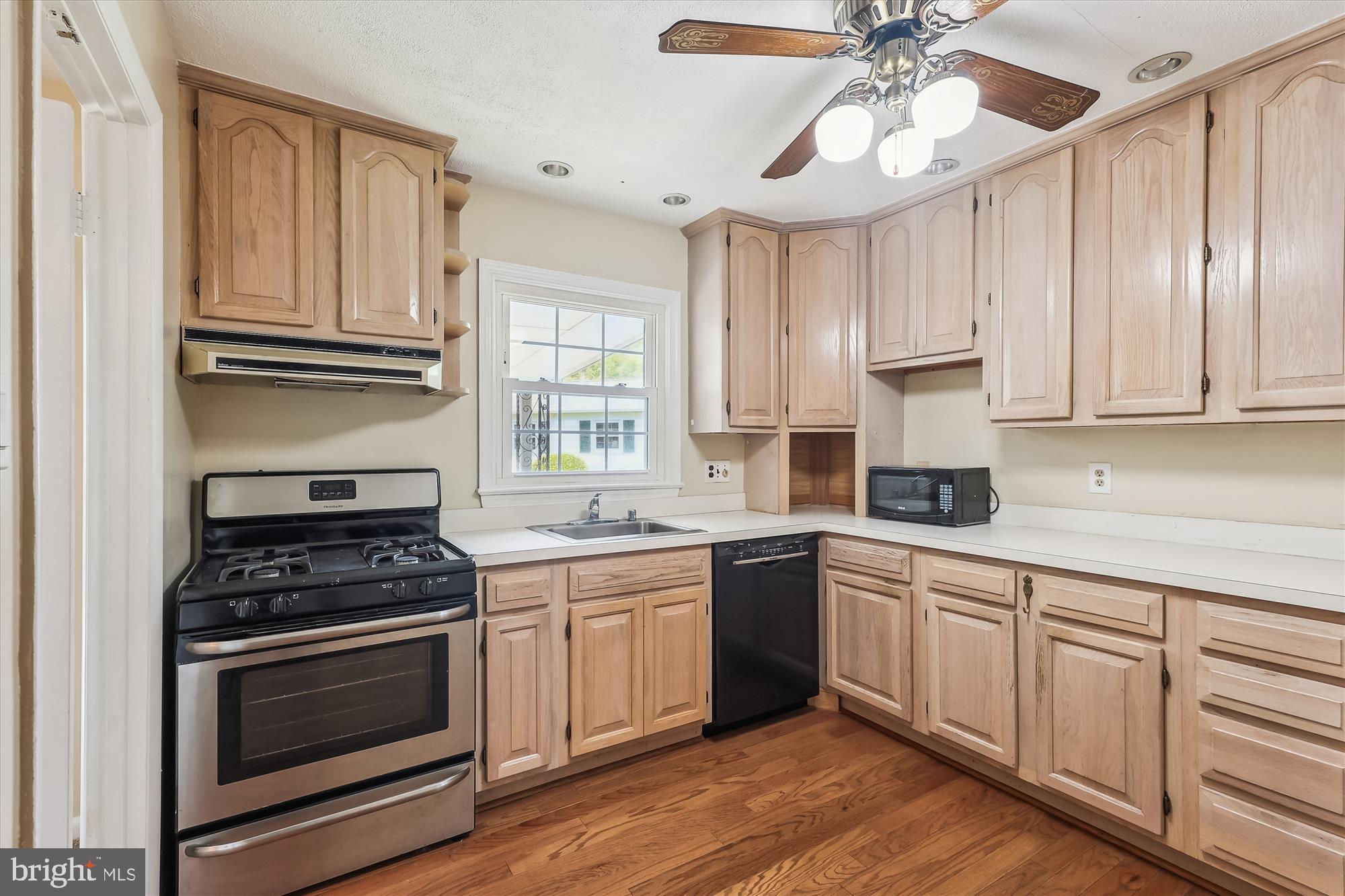 HAYFIELD FARM - Residential Lease