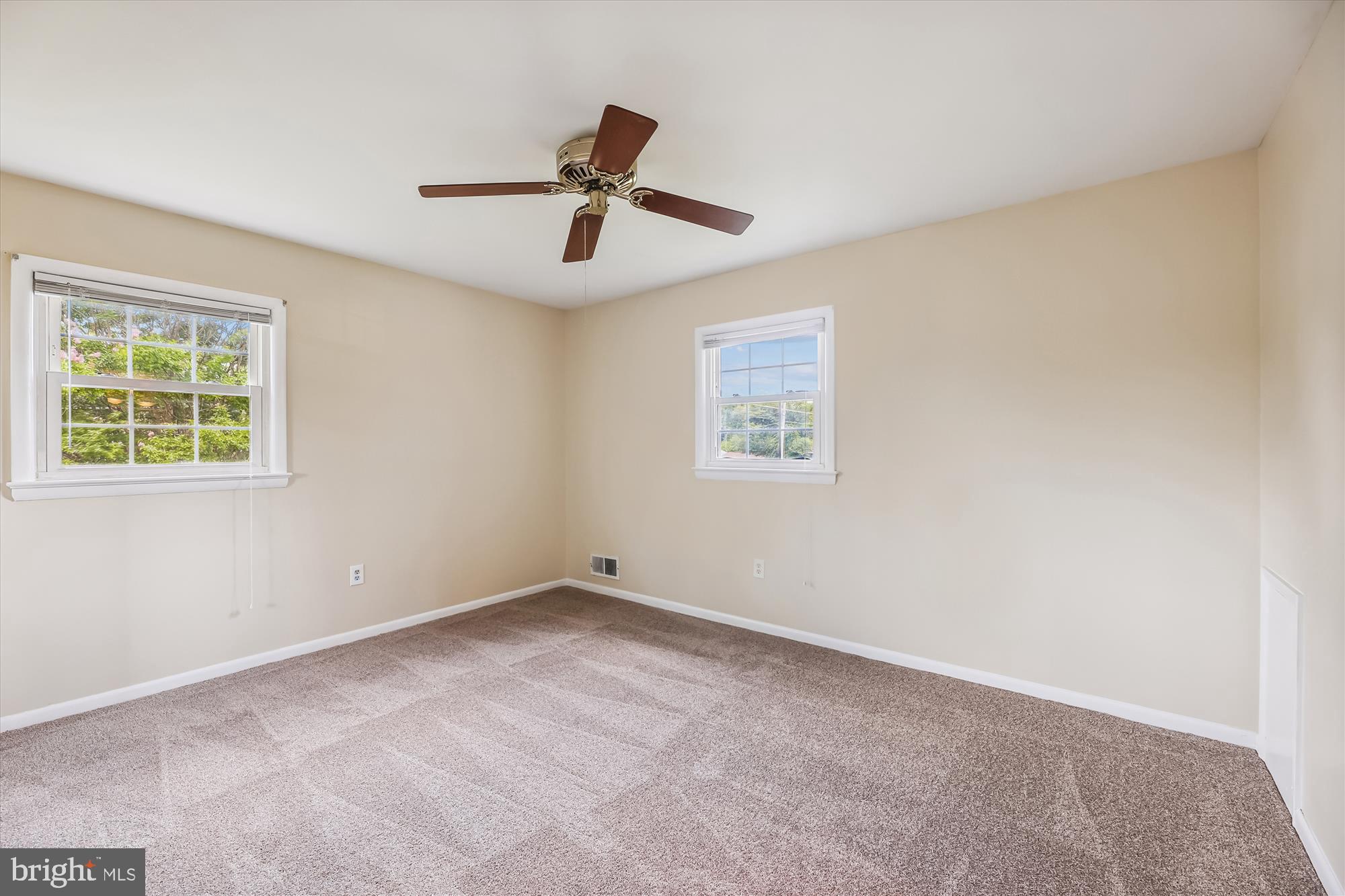 HAYFIELD FARM - Residential Lease