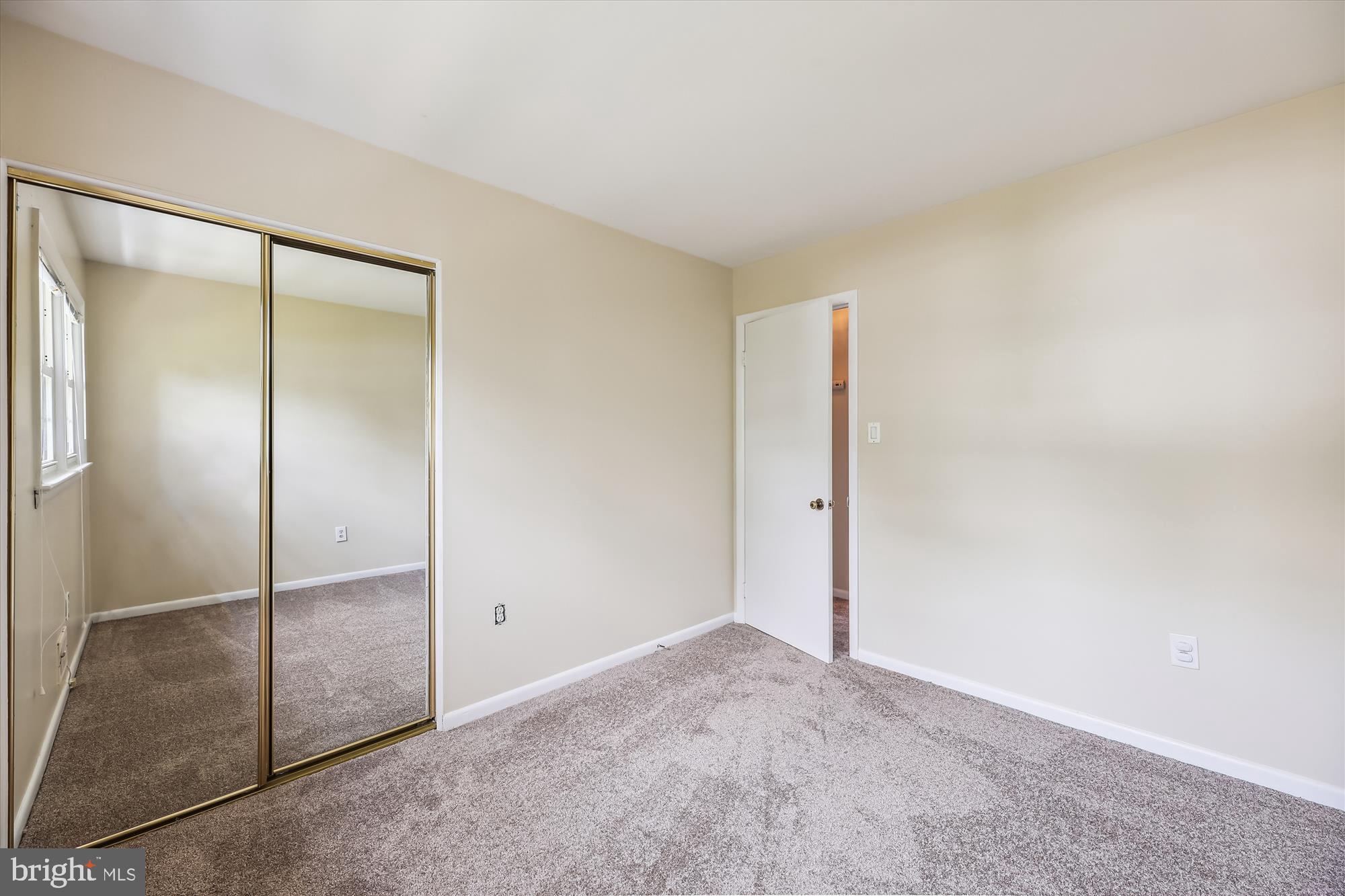 HAYFIELD FARM - Residential Lease