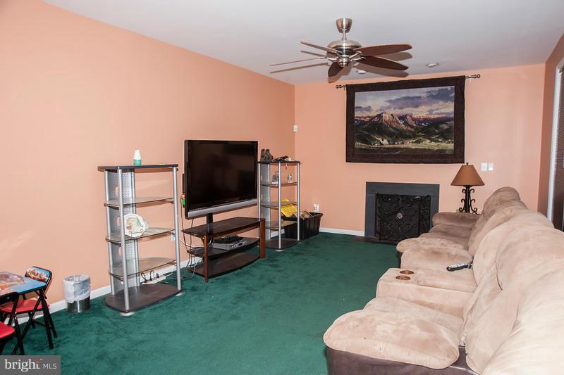 KINGSVIEW SUB - Residential