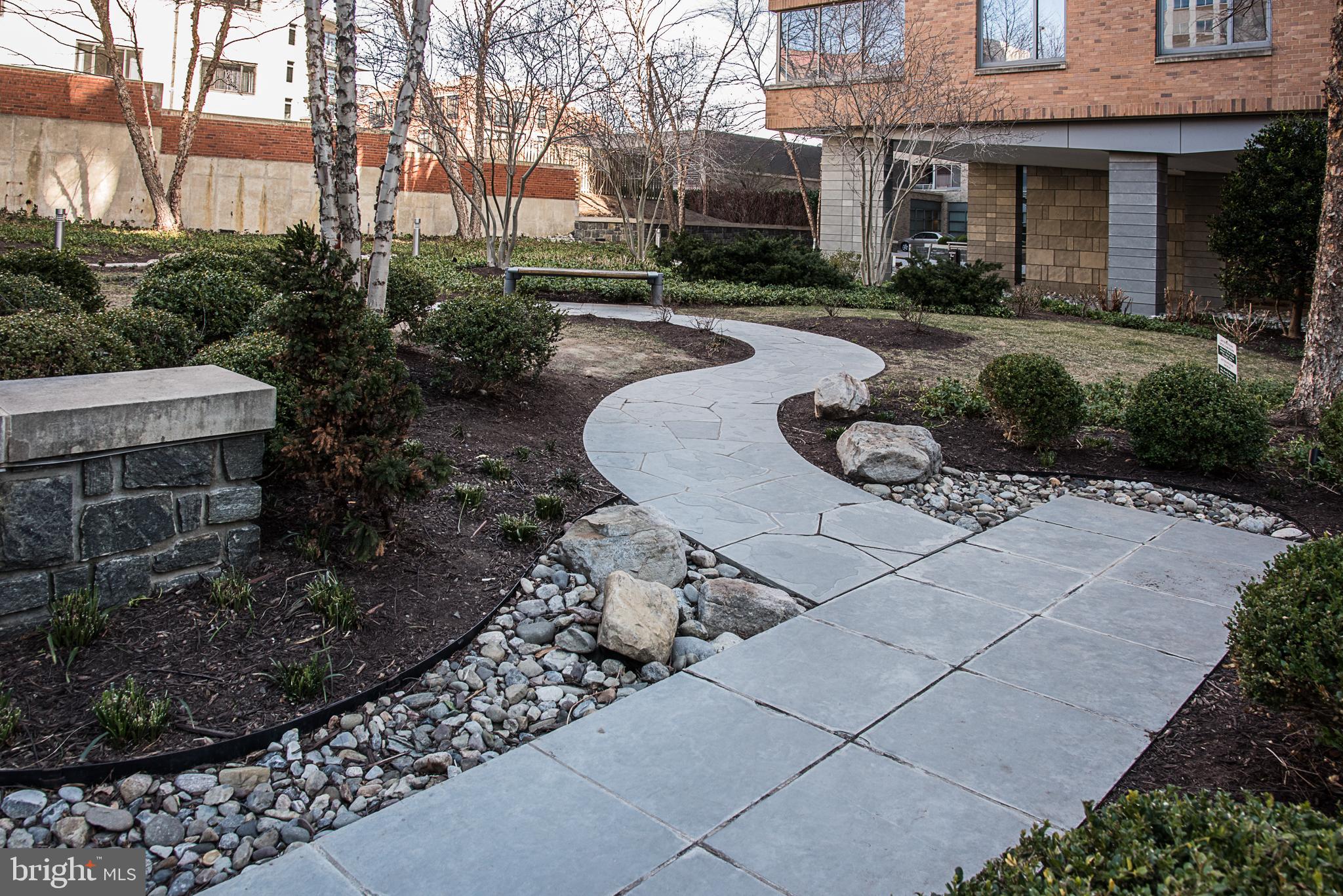 ODYSSEY - Residential Lease