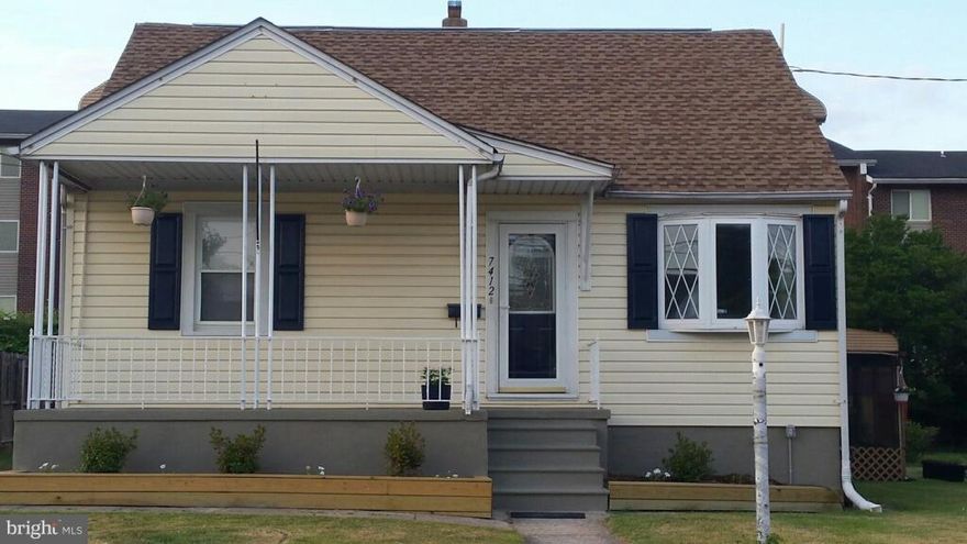 ***Beautiful remodeled home*** flexible open floor plan,large kitchen with custom cabinets,granite counter tops,new stainless steal appliances,freshly painted,new wood floors,and carpet,sun-room,finished lower level has lots of room**possibly independent living/in-law apt** with full bath,screened in patio,landscaped yard,large storage shed,roof 3yrs,concrete driveway,**MOTIVATED SELLER**