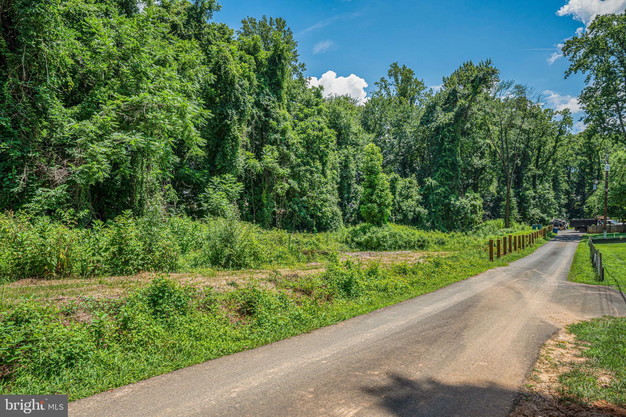 7701 LEWINSVILLE ROAD
