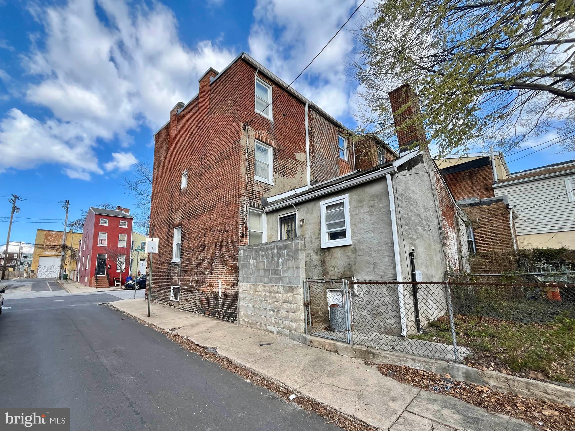 11 S ARLINGTON AVENUE