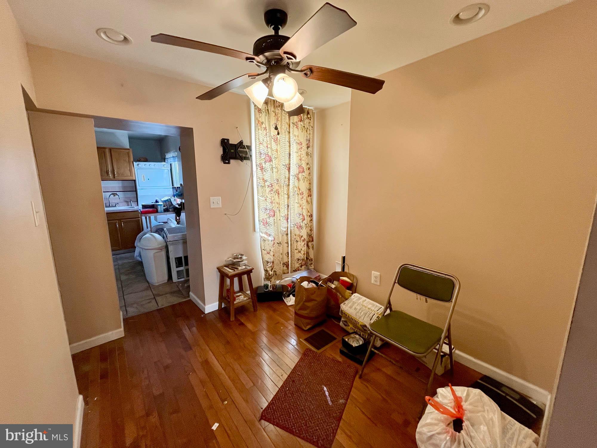 HOLLINS MARKET - Commercial Sale