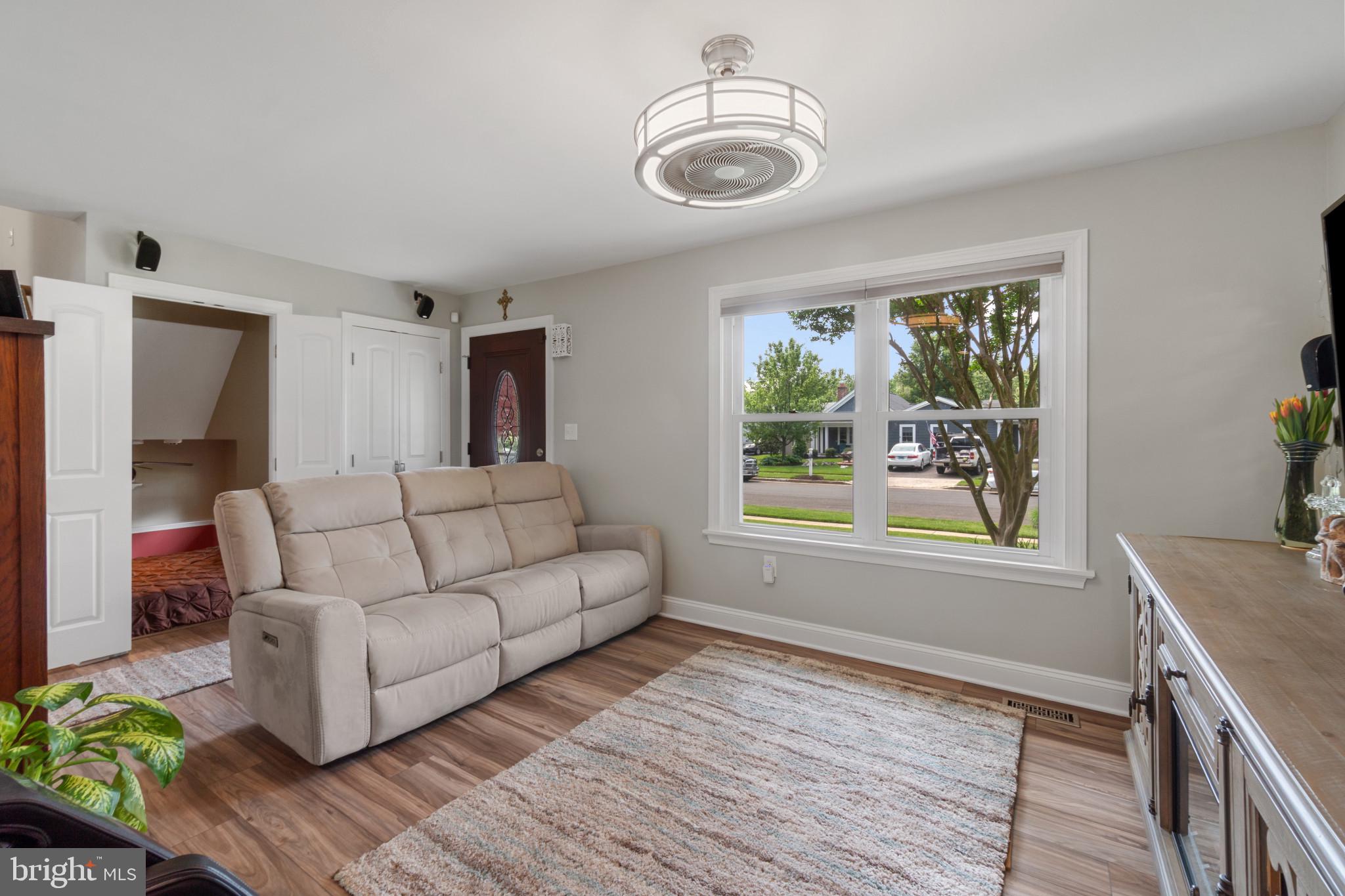 REVELL DOWNS - Residential