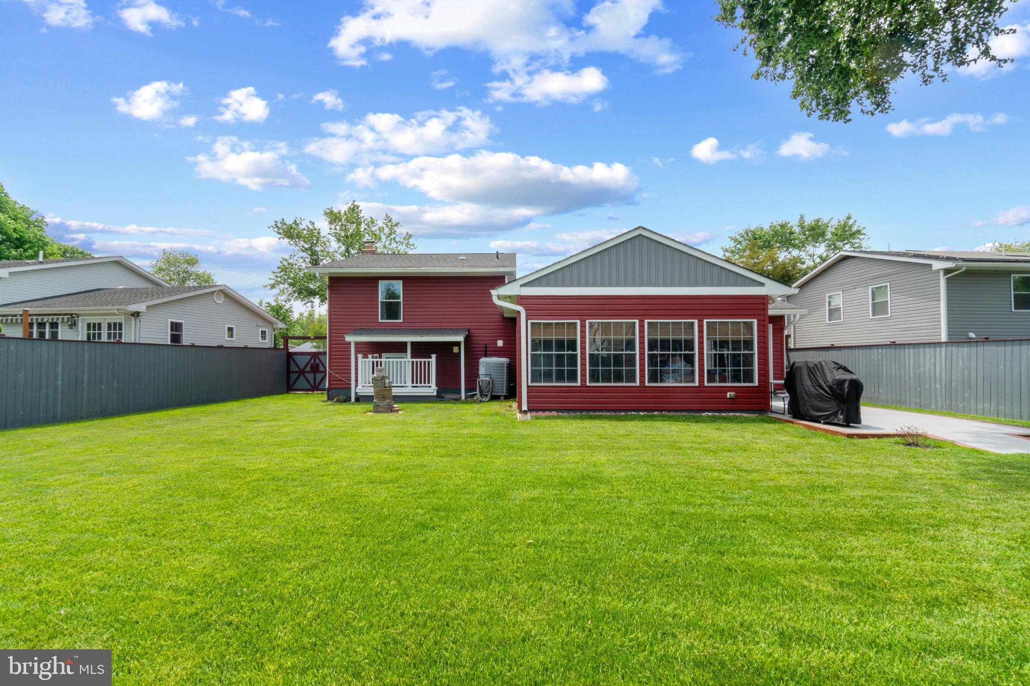 REVELL DOWNS - Residential