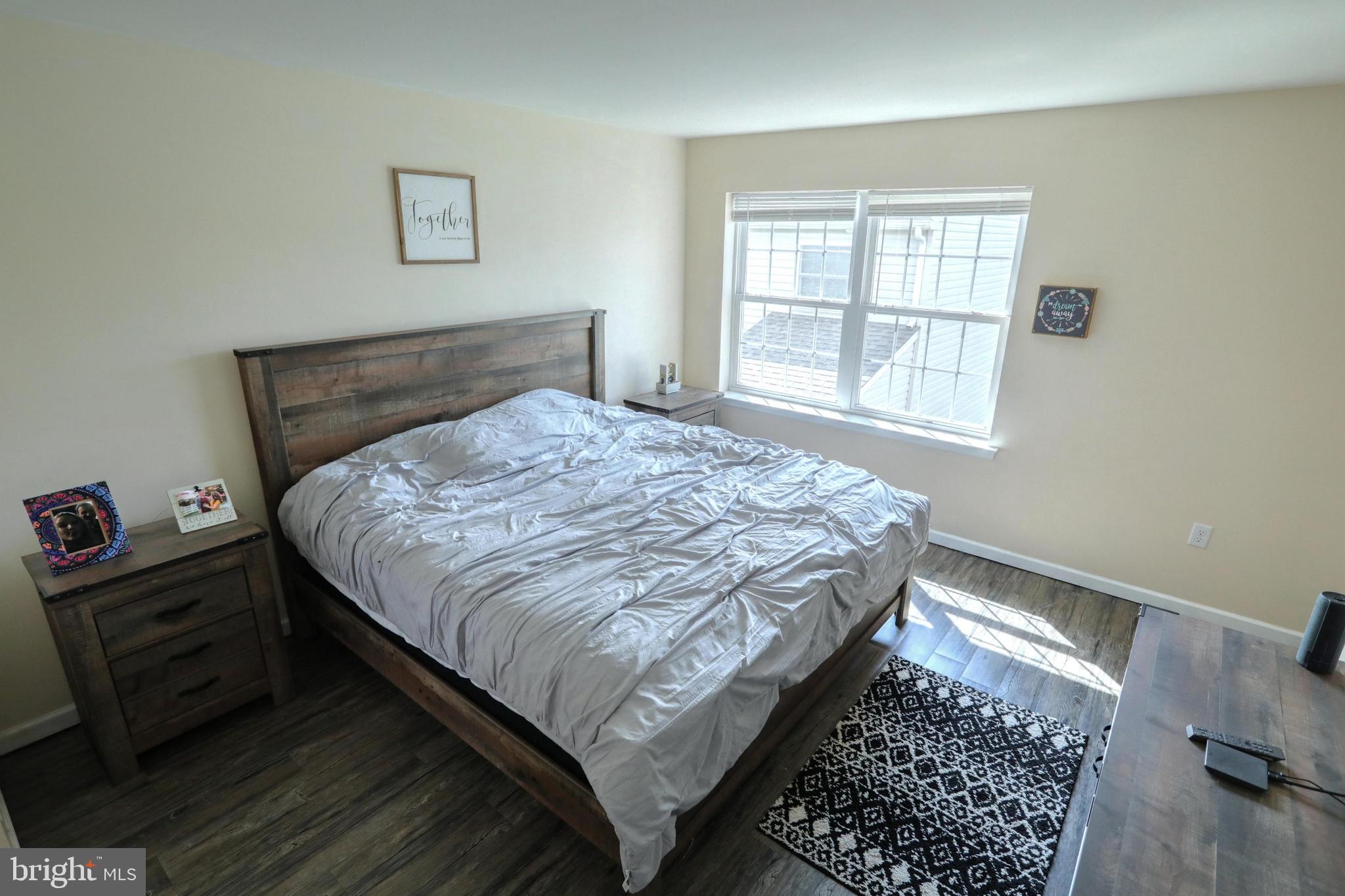 COUNTRY VIEW COURT - Residential