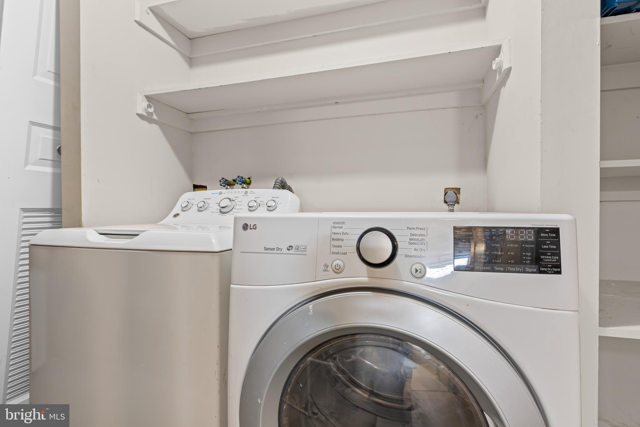 POINT OF WOODS - Residential