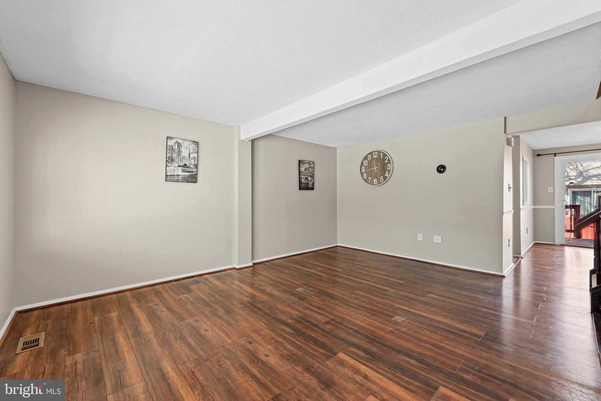 POINT OF WOODS - Residential