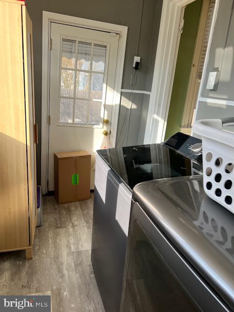 EAST OAK LANE - Residential