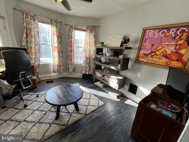 EAST OAK LANE - Residential