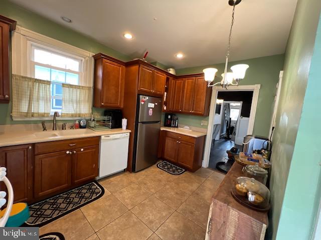 EAST OAK LANE - Residential