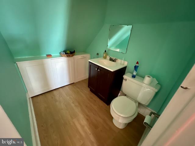 EAST OAK LANE - Residential