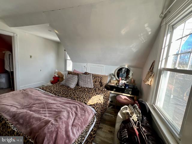 EAST OAK LANE - Residential