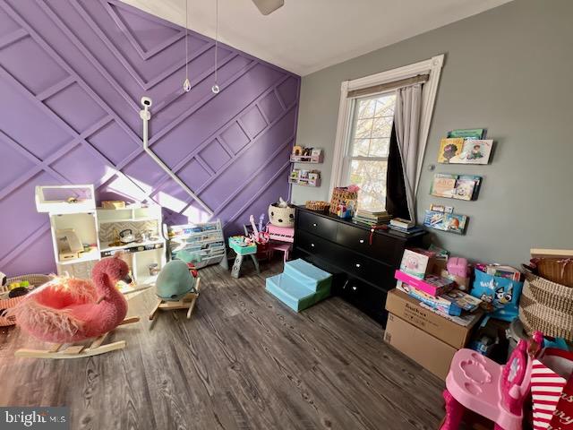 EAST OAK LANE - Residential