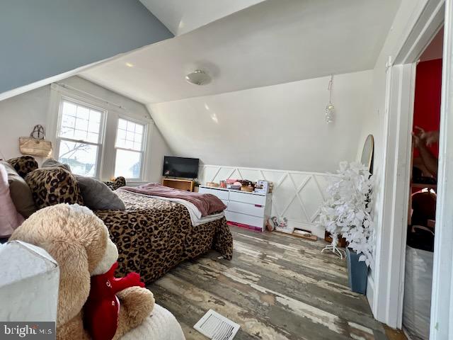 EAST OAK LANE - Residential