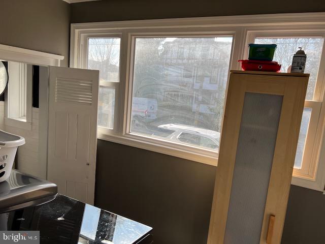 EAST OAK LANE - Residential