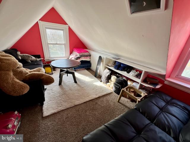 EAST OAK LANE - Residential